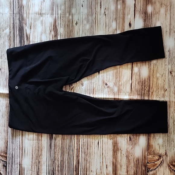 Lululemon Capris - Picture 5 of 6